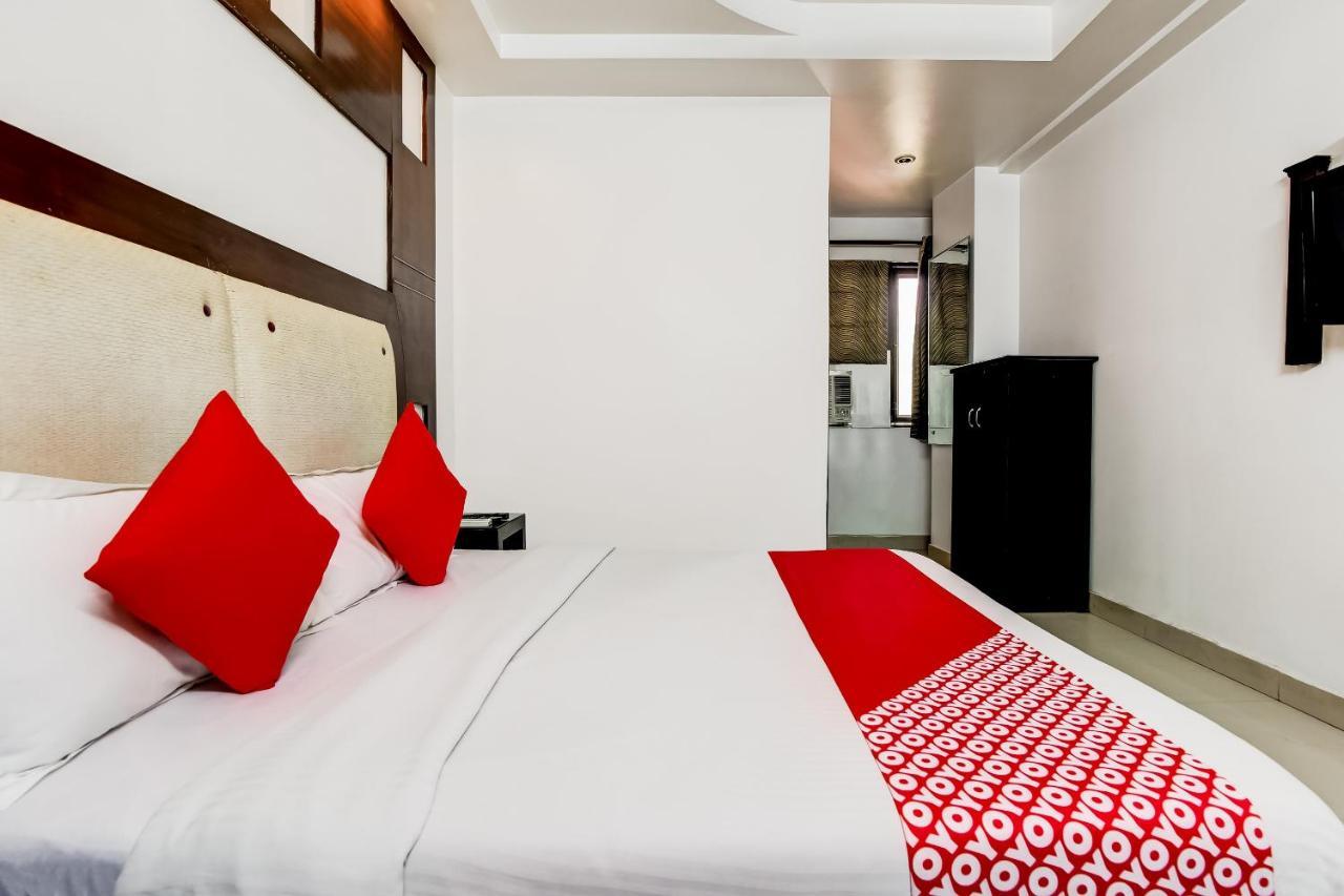 Oyo 7781 Hotel Sai International New Delhi Exterior foto